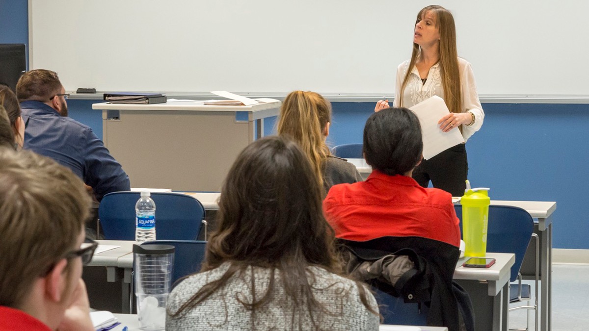 Professor Patty Goedl teaches a class.